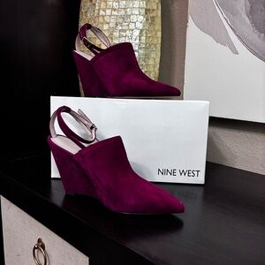 Nine West Suede Burgandy Wedge Shoes